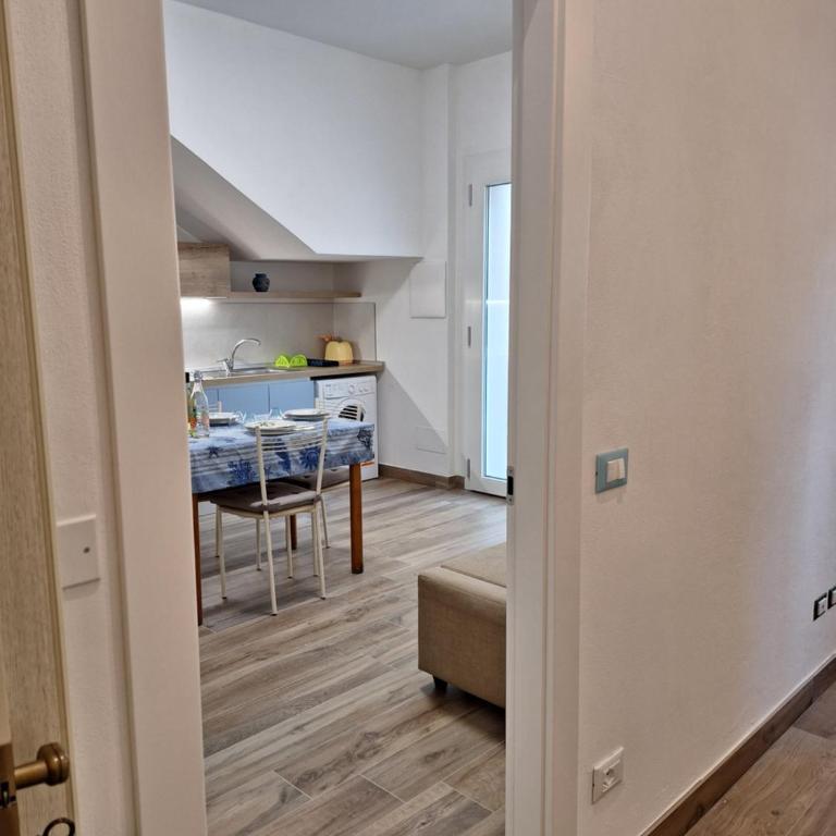 Bilocale moderno Sabbia e Cielo - 5min dal mare - Appartamento con 1 Camera da Letto - 20