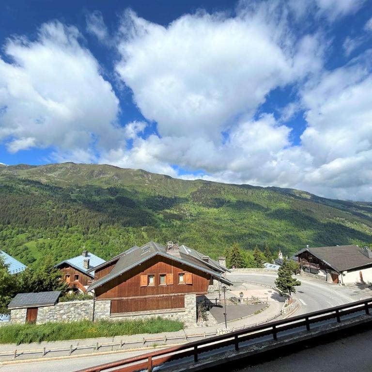Appartement cosy 5 pers à 20m des pistes et commerces, balcons, parking couvert - FR-1-180-601 - Appartement - 21