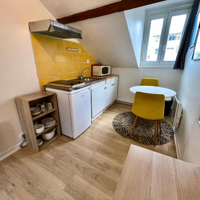 Cosy studio,Mutualiste,Belle Electrique - Appartamento con 1 Camera da Letto - 2