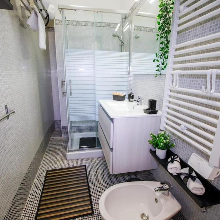 Loft in Pieno Centro a 150 mt dalla Mole - One-Bedroom Apartment - 13