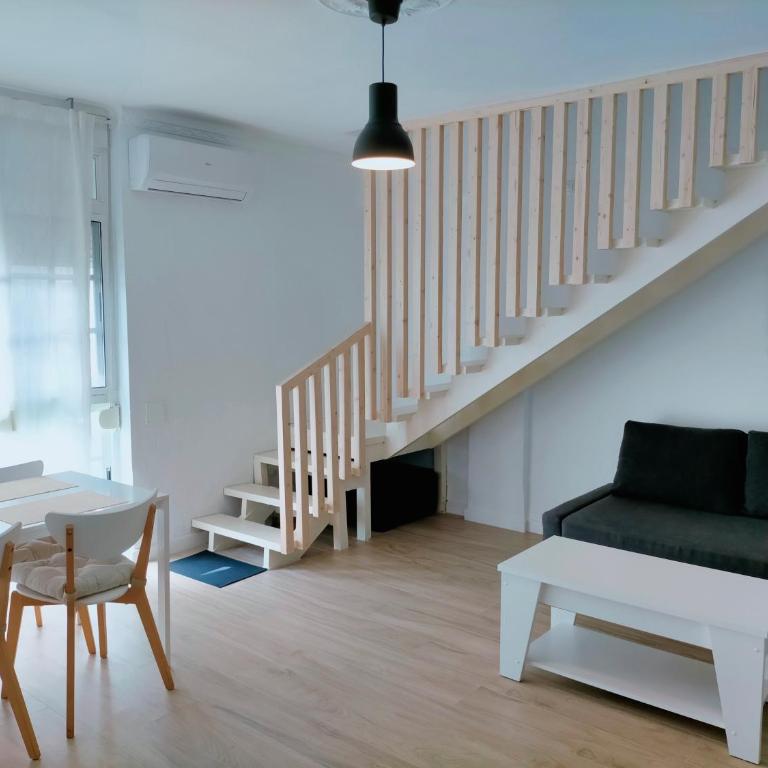 Apartamento Málaga Prat - Two-Bedroom Apartment - 2