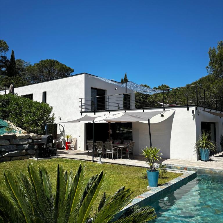 Villa Yéline - Moderne et Spacieuse - Villa - 1