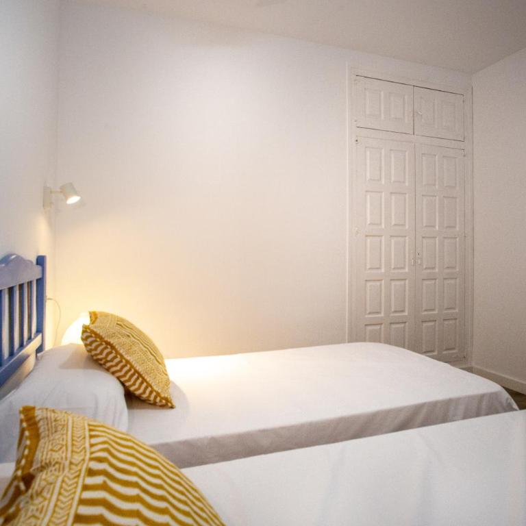 Blanes Beach front Apartment - Apartamento de 2 dormitorios con balcón y vistas al mar - 25