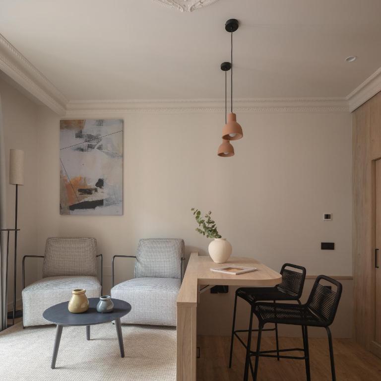 Líbere Bilbao Ledesma - Studio with Pull-Down Bed - 3