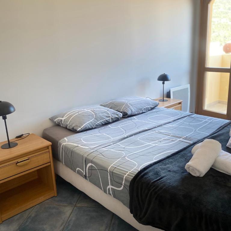 APPARTEMENT-NICE 01 VUE MER - PANORAMIQUE WIFI-Parking- climatisation - Appartement Supérieur - 13