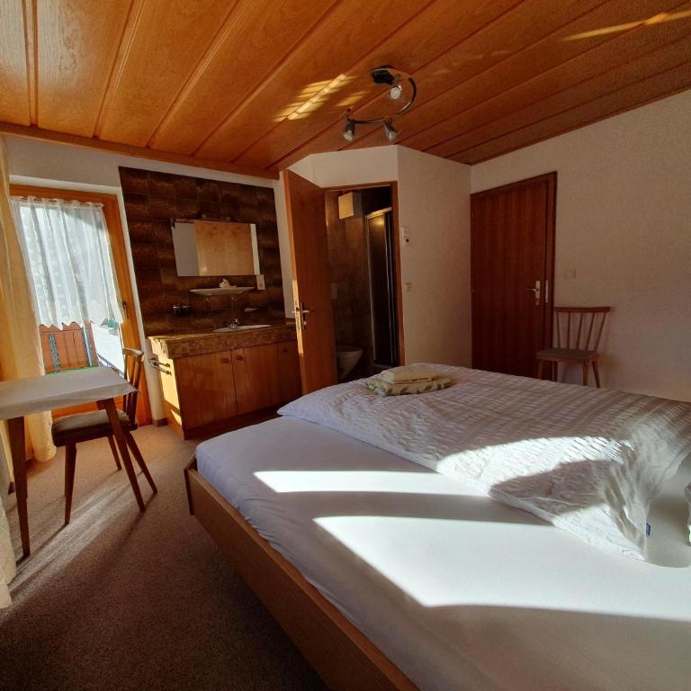 Haus Salzmann - Apartment mit 3 Schlafzimmern und Dusche - 5