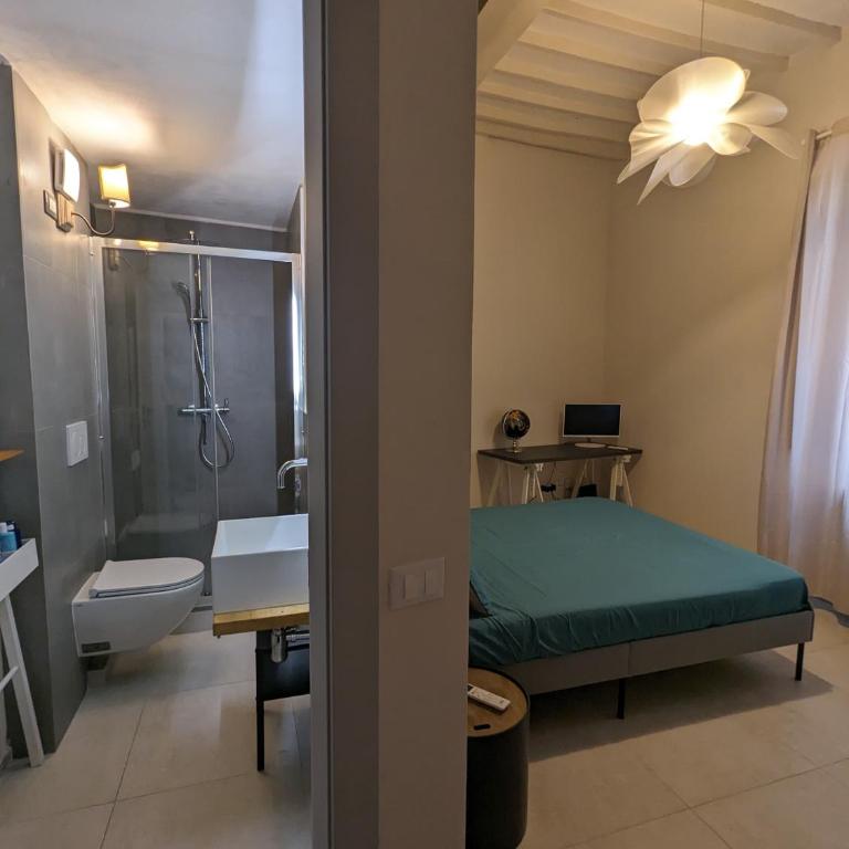 Lovely apartment next to the Pisa tower - Three-Bedroom Apartment - 25