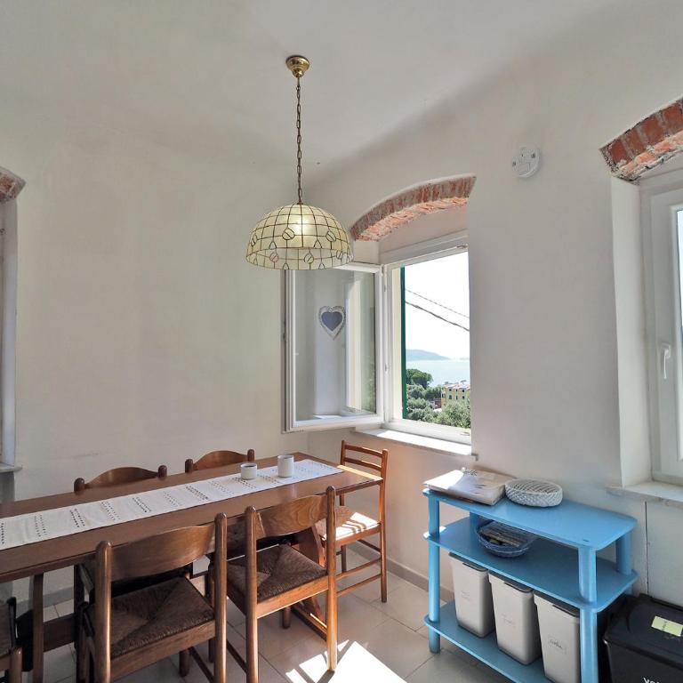 Casa Azzurra - Appartamento con 2 Camere da Letto - 2