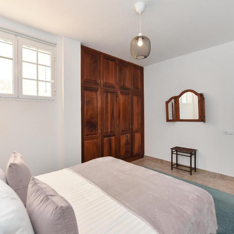 Ca'Sita Salobre Pueblo by VillaGranCanaria - Seven-Bedroom House - 22