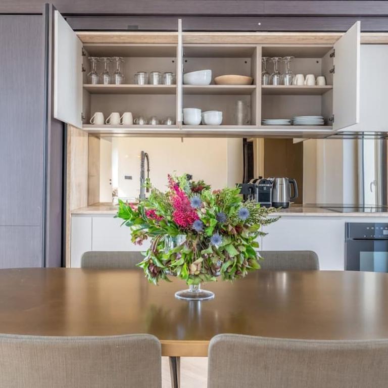 Luxueux Appartement Haussmannien avec Vue sur Paris - Appartement 2 Chambres avec Balcon et Terrasse - 23