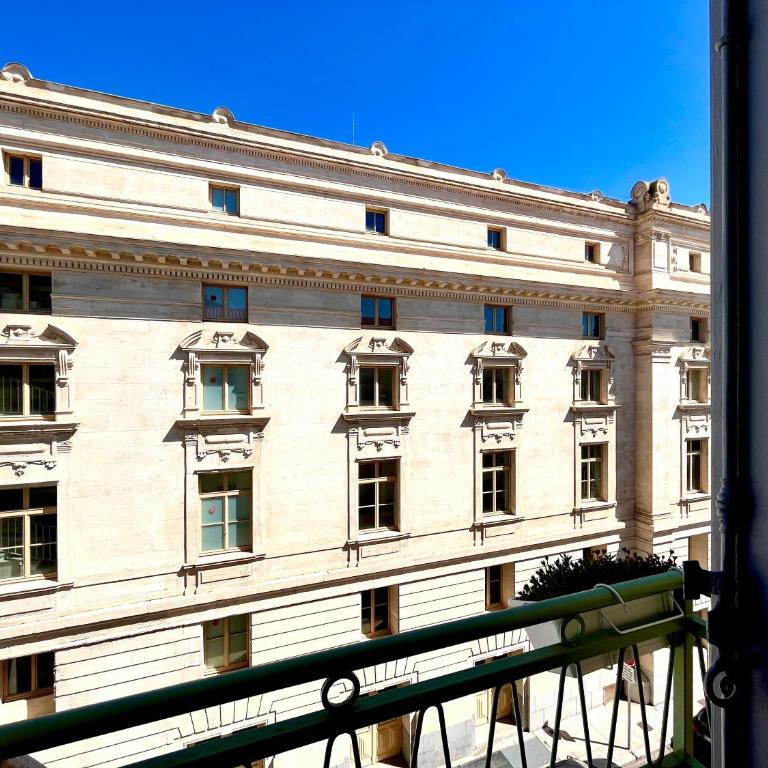 Le National Sète Centre Gare,Ascenseur - Chambre Double - 5