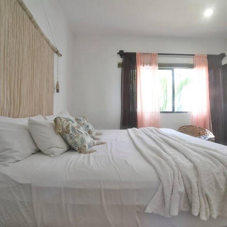 Lovely 2 Bdrm Condo in Gated Community & Pool View - Apartamento de 2 dormitorios con vistas a la piscina - 49