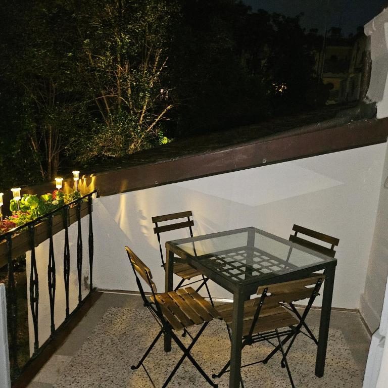 Scuderie Il Magnifico - Appartamento Premium con 3 Camere da Letto e Balcone - 9