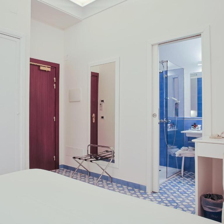 Hotel Aurora - Camera Doppia Standard No Vista Mare - 7