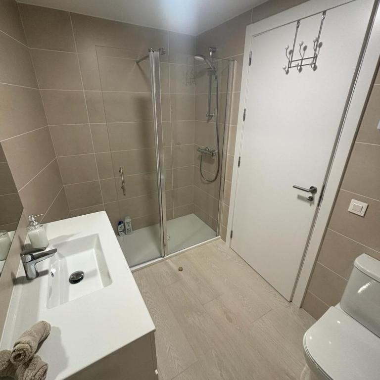 Galiciaguesthome-Rosalia de Castro-Silgar - Apartamento Superior de 2 dormitorios - 19