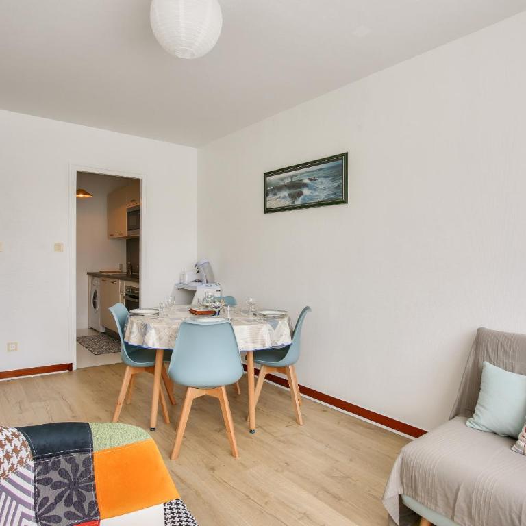 Proche du marché et de la grande plage de l'Ecluse - Apartment - 9