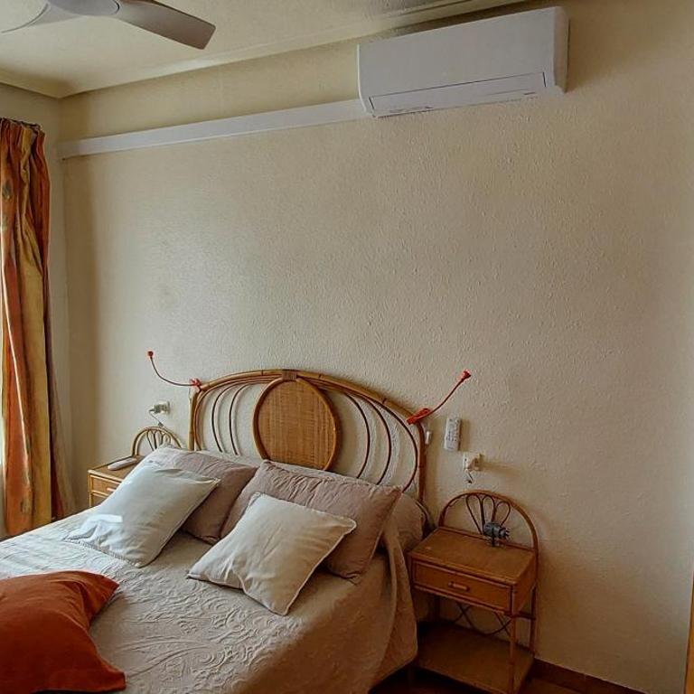 Bungalow Virgen del Pilar en Santa Pola - Apartamento de 3 dormitorios - 5