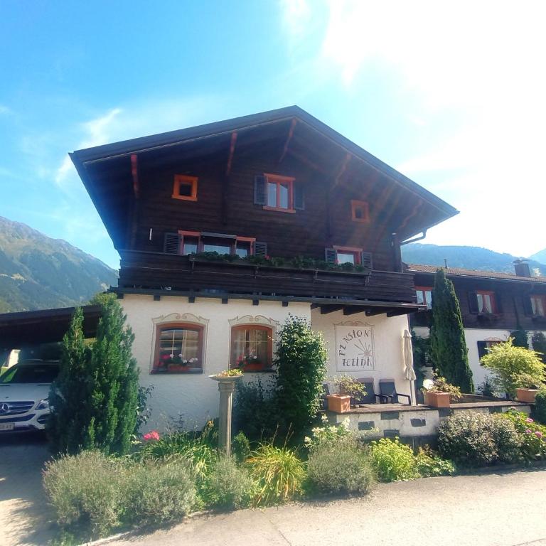 Alpenfeder Landhaus Heidi - Apartment mit Blick auf die Berge - 8