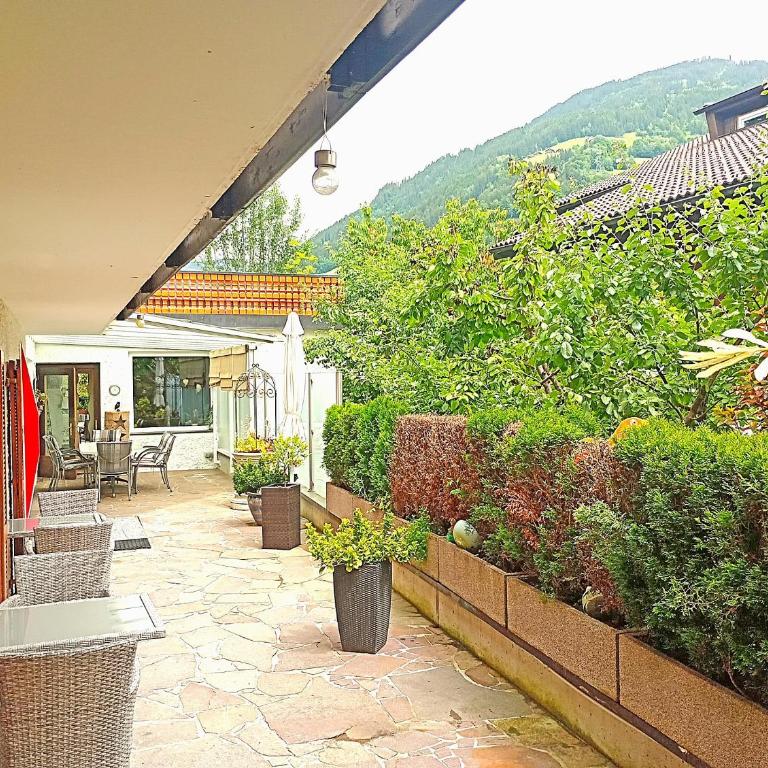 Alpenfeder Landhaus Heidi - Apartment mit Blick auf die Berge - 7