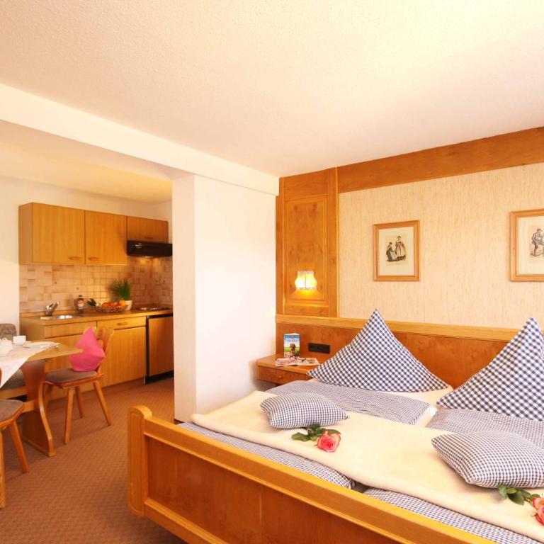 Gästehaus Bachtl - Apartment mit Dusche - 2