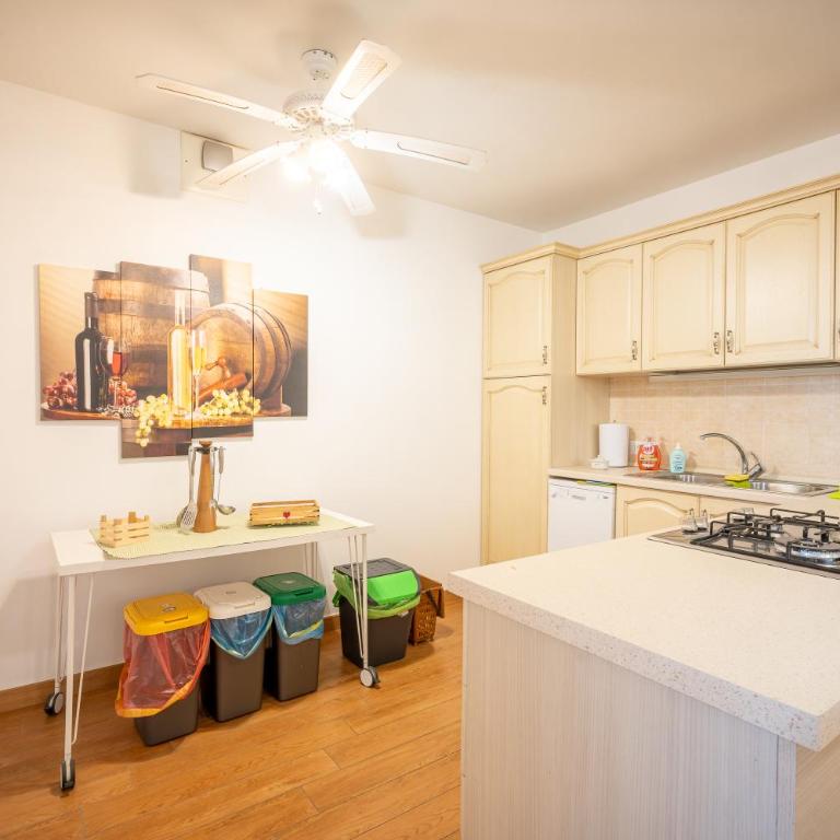 Casa De Maria - Two-Bedroom House - 23