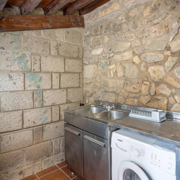 Casa De Maria - Two-Bedroom House - 27