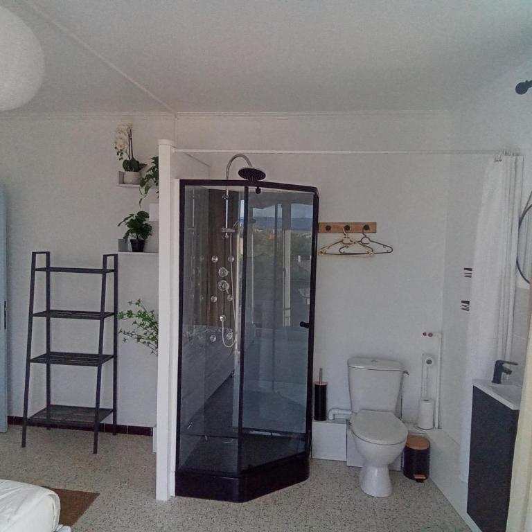 Ogooué appartement entier Lumineux 94m2 - Appartement 2 Chambres avec Vue sur la Montagne - 44