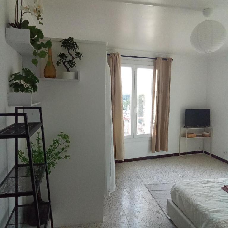 Ogooué appartement entier Lumineux 94m2 - Appartement 2 Chambres avec Vue sur la Montagne - 45
