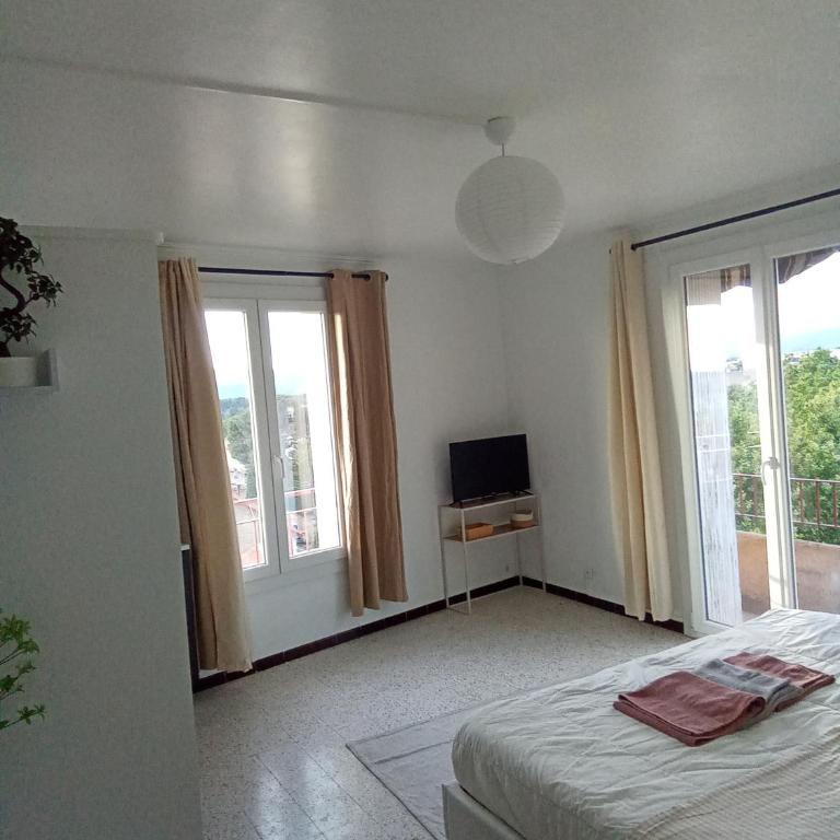 Ogooué appartement entier Lumineux 94m2 - Appartement 2 Chambres avec Vue sur la Montagne - 51