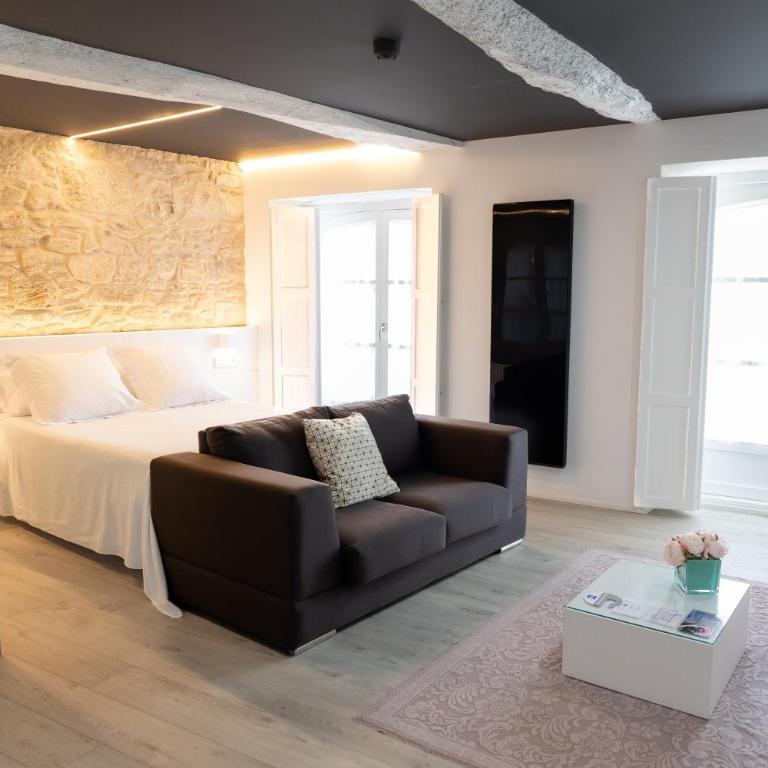 Hotel Montes - Junior Suite with Garden View - 6