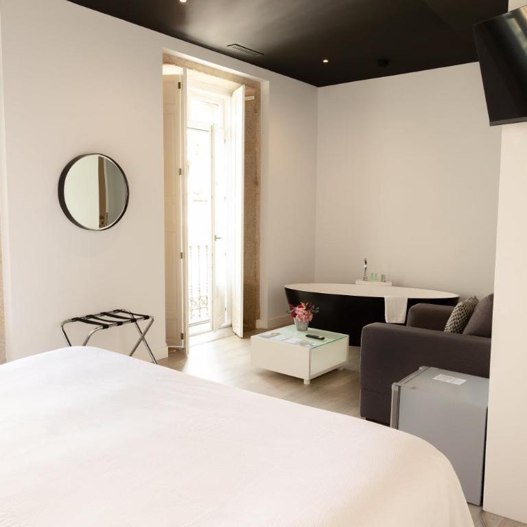 Hotel Montes - Deluxe Junior Suite - 3