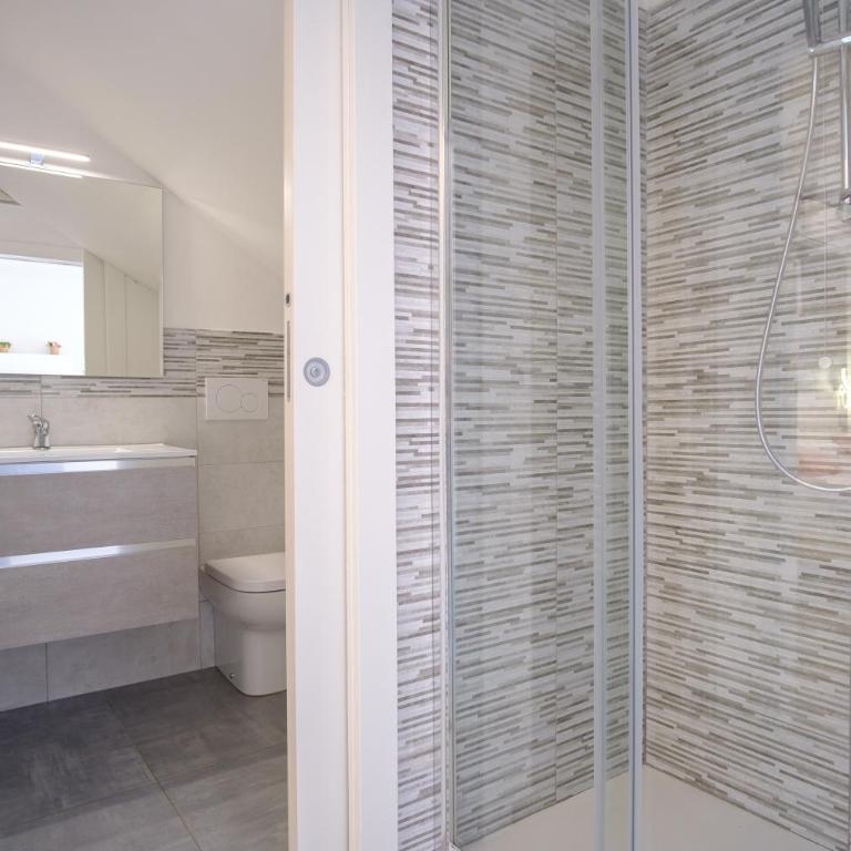 Appartamento Business Duplex 95mq - Doppia Terrazza XXL - 2 bagni - Check-in Codice - Appartamento su 2 Livelli - 12