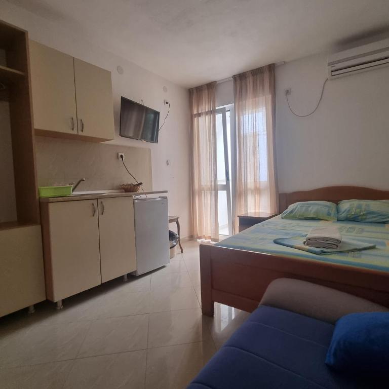Apartmani Vuković - Trokrevetna Soba sa Terasom - 4