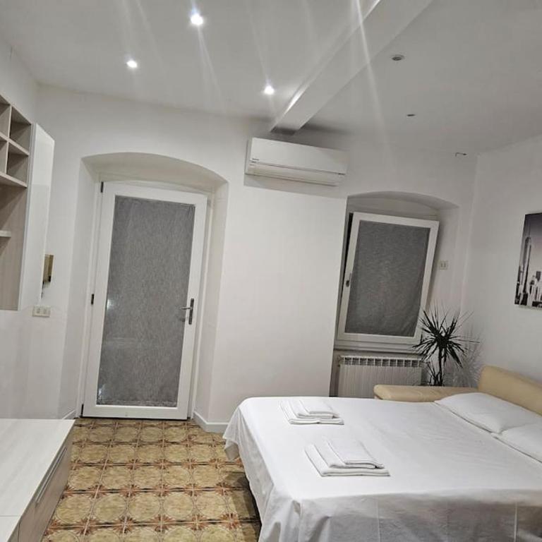 Casa Arcobaleno - giardino e parcheggio gratuito - Casa con 2 Camere da Letto - 30