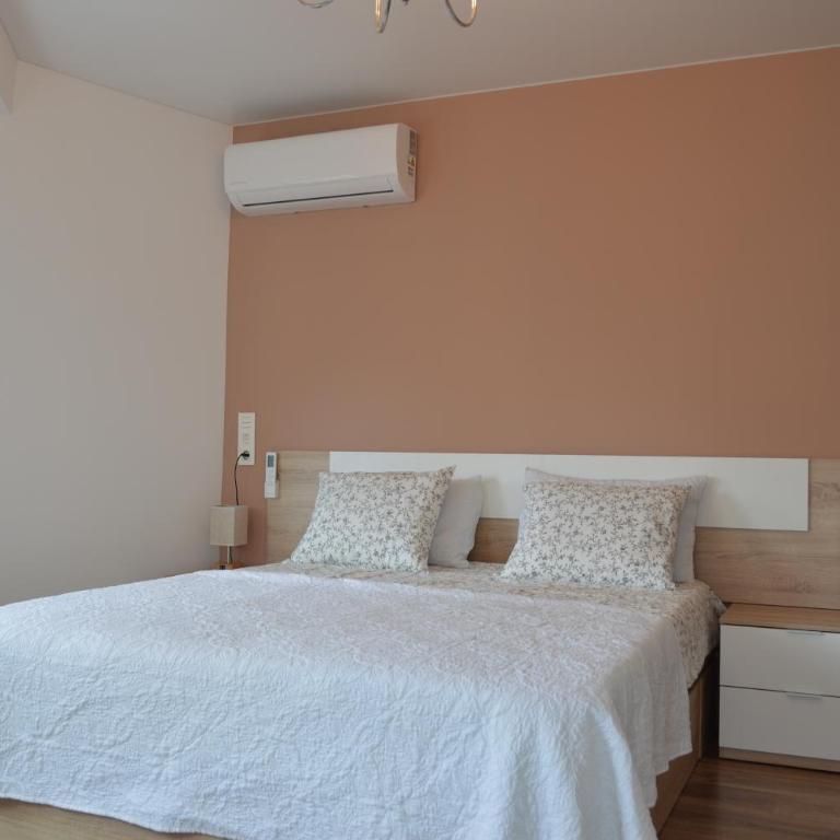 Puig Campana Old Town Apt - Three-Bedroom Premium Apartment - 19