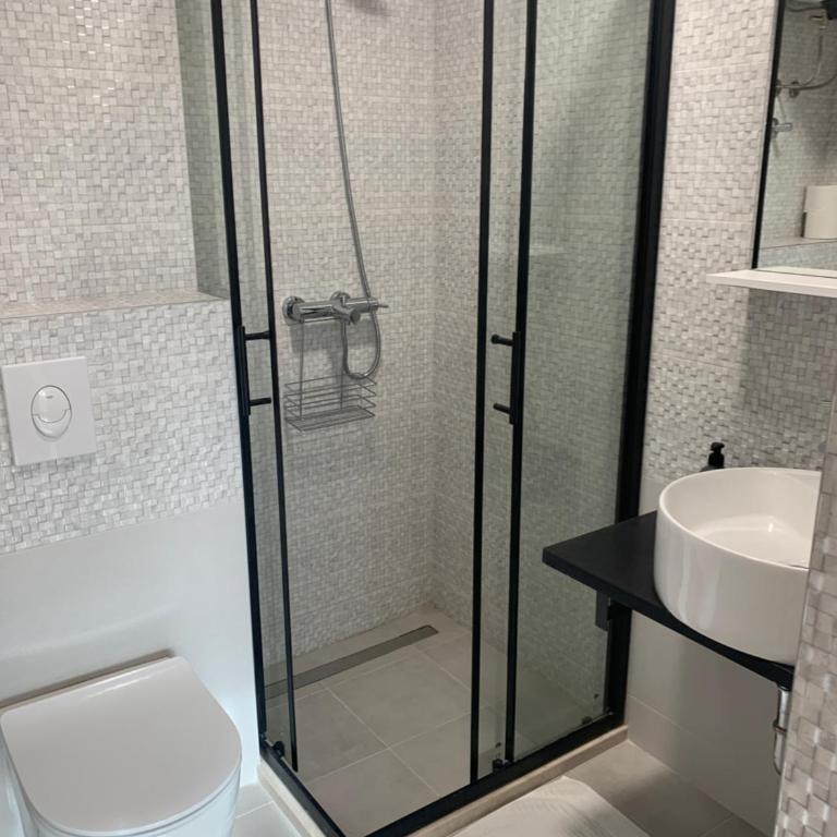 Villa Monte Boutique Apartments in Herceg Novi - Apartment with Balcony - 5