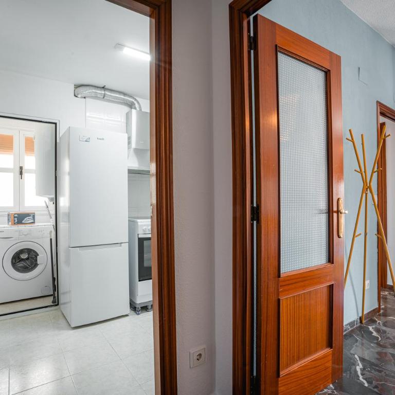 - Apartamento con Parking - QH Plaza San Isidro - Two-Bedroom Apartment - 17