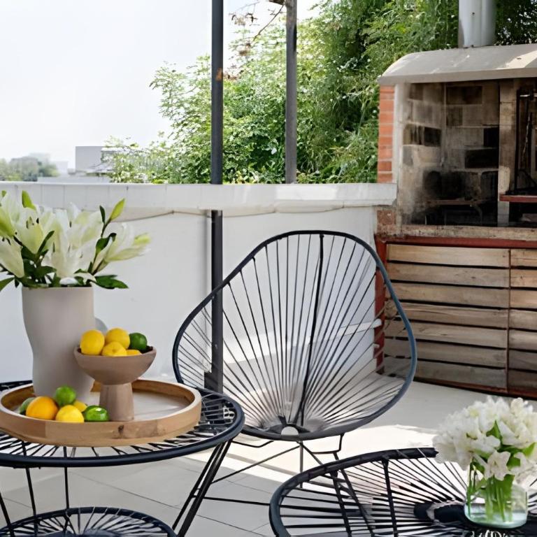 Walk Everywhere in Roma Norte: 3 BR, Balconies - Three-Bedroom Apartment - 3