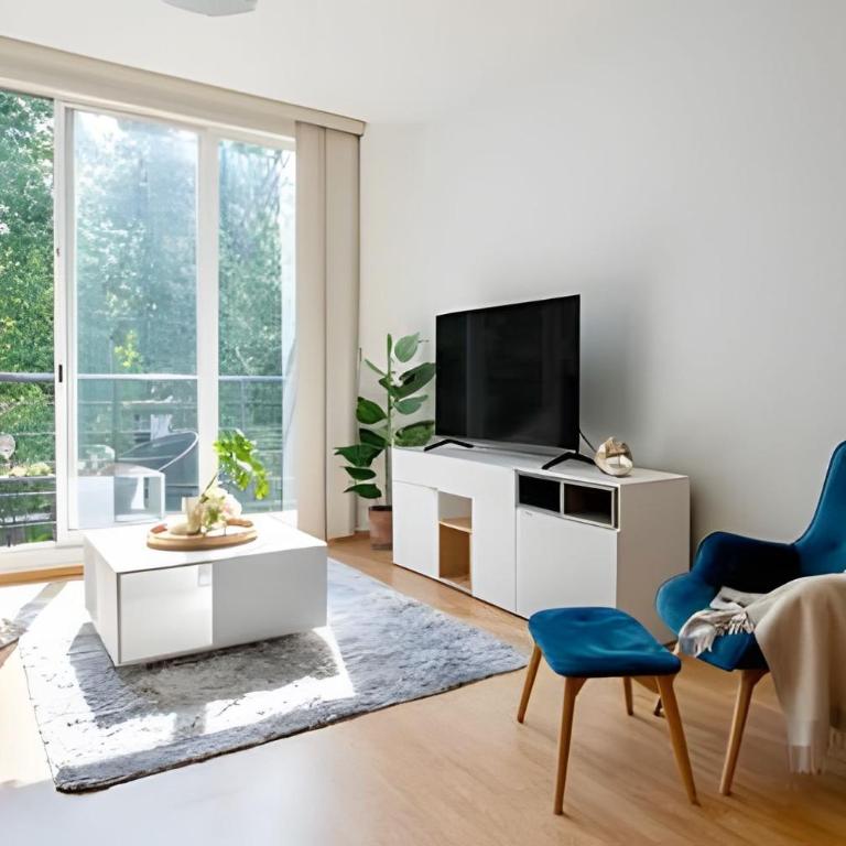 Walk Everywhere in Roma Norte: 3 BR, Balconies - Three-Bedroom Apartment - 5