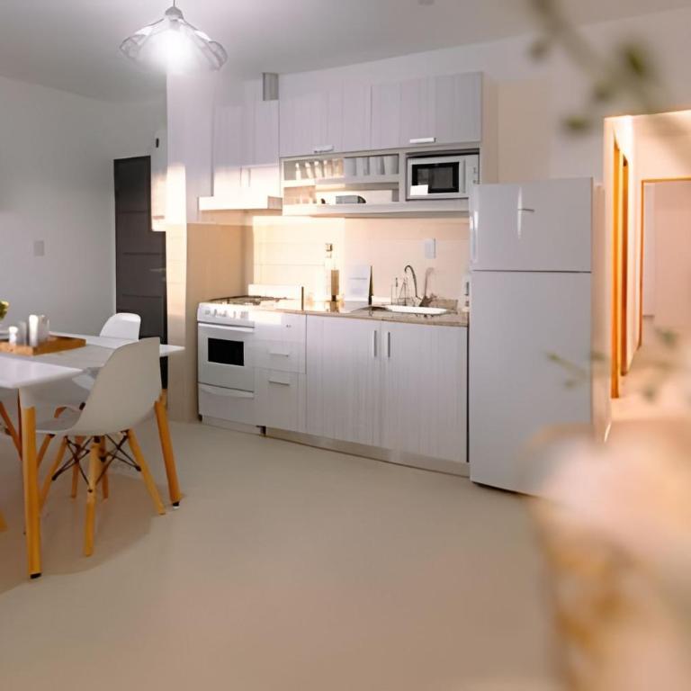 Departamento en Barrio tranquilo con Cochera - Two-Bedroom Apartment - 45