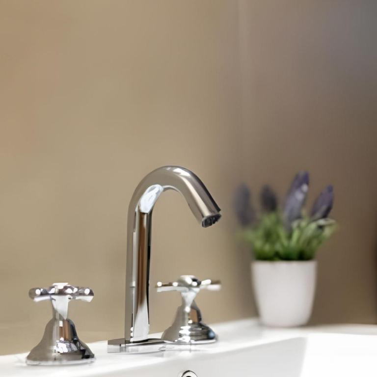 Departamento en Barrio tranquilo con Cochera - Two-Bedroom Apartment - 50