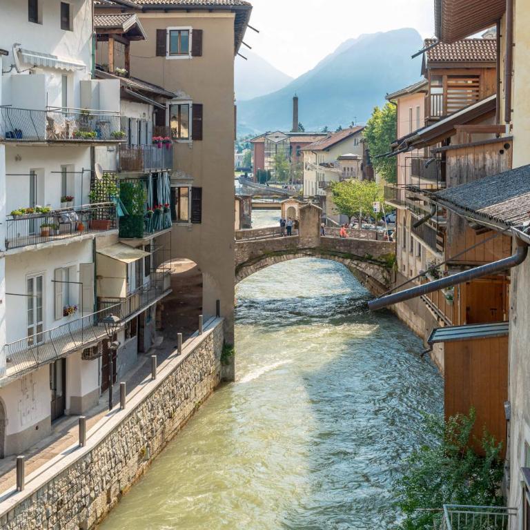 Luxury 2BR w/ River Castle View in Borgo Valsugana - Apartamento de 2 dormitorios - 90