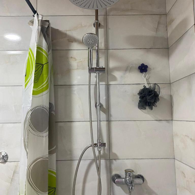 sun holiday house - Two-Bedroom House - 11