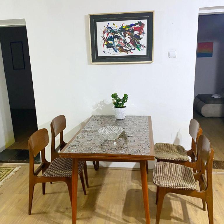 sun holiday house - Two-Bedroom House - 23