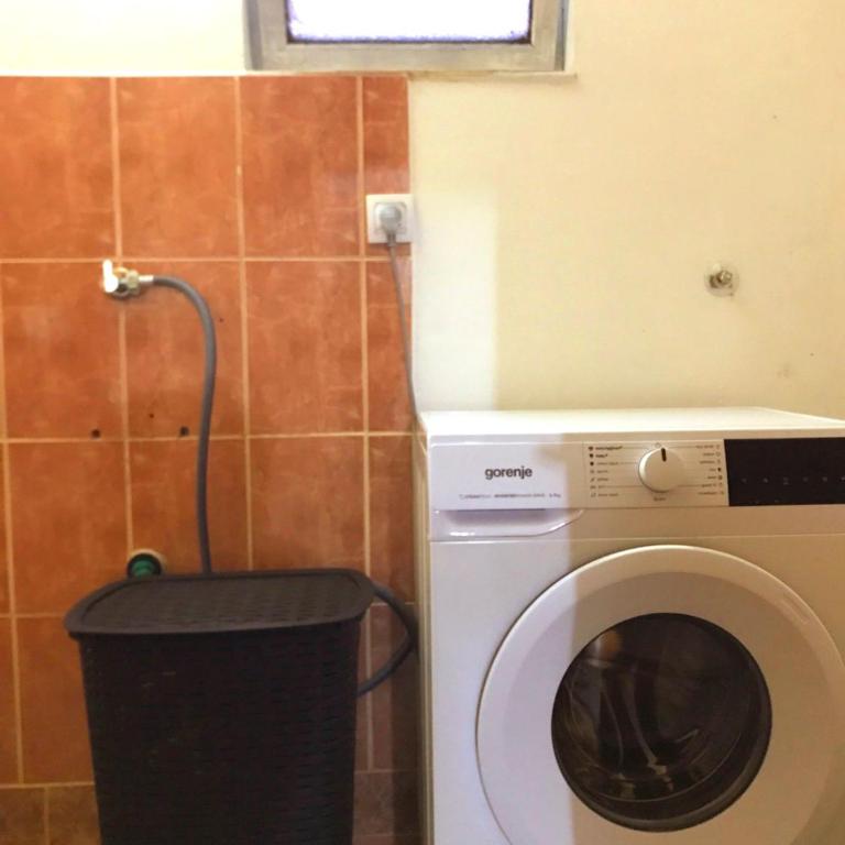 sun holiday house - Two-Bedroom House - 21