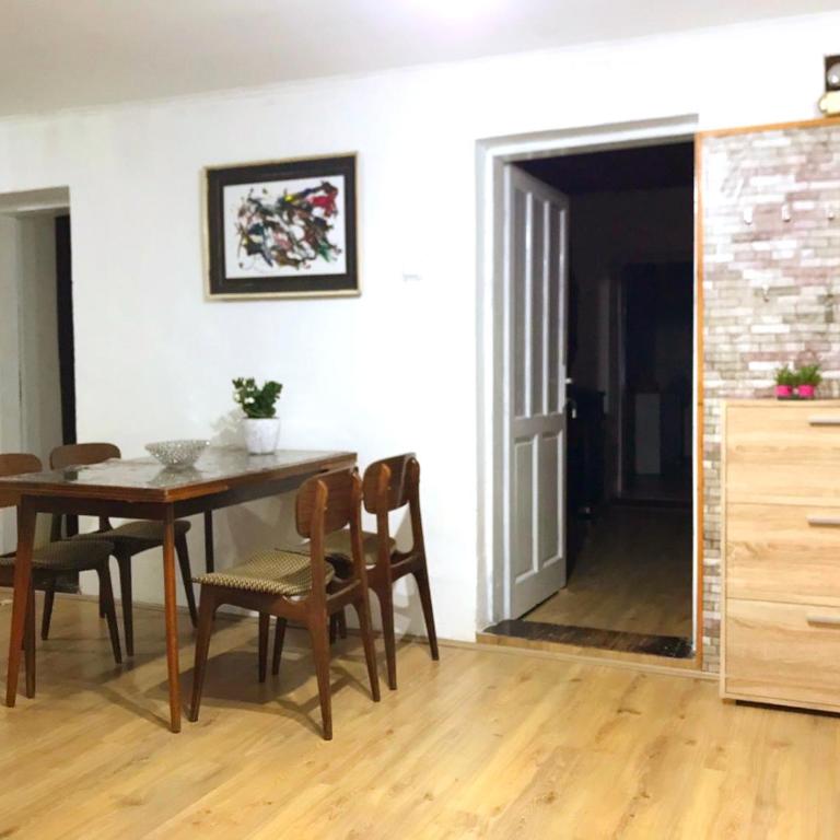 sun holiday house - Two-Bedroom House - 20