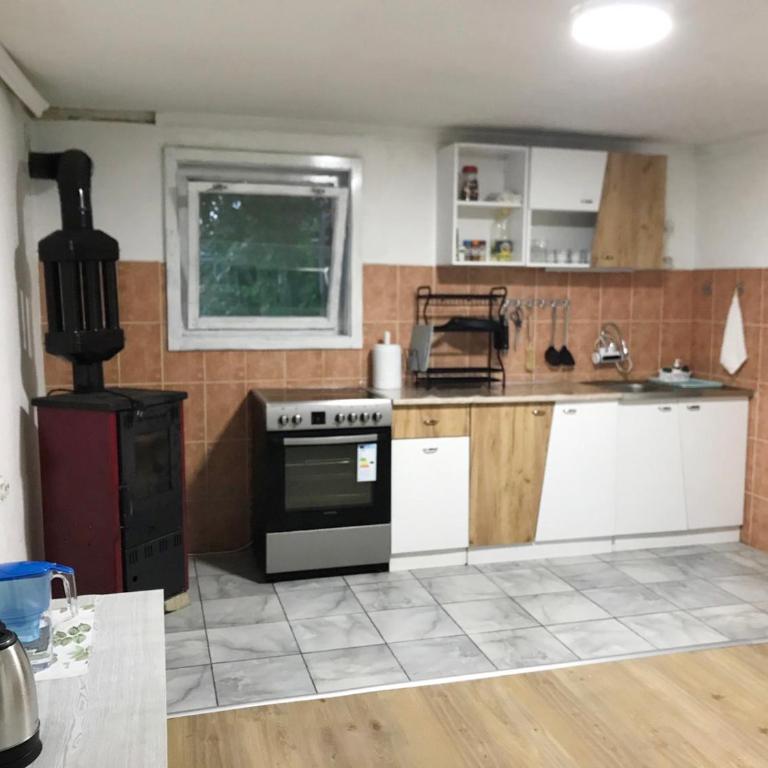 sun holiday house - Two-Bedroom House - 33