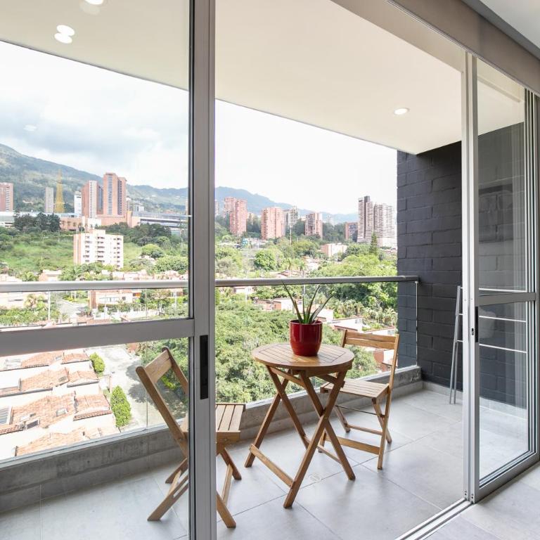 Apartamentos Borbon Suites - Estudio con balcón - 12
