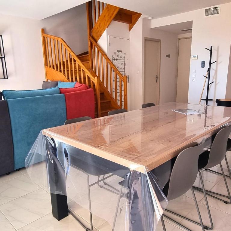 Banyuls T4 climatisé avec parking à 2 pas de la plage - FR-1-309-359 - Three-Bedroom Apartment - 3