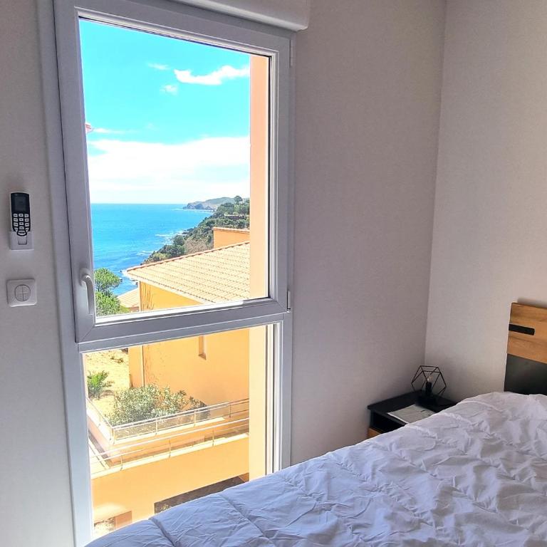 Banyuls T4 climatisé avec parking à 2 pas de la plage - FR-1-309-359 - Three-Bedroom Apartment - 14